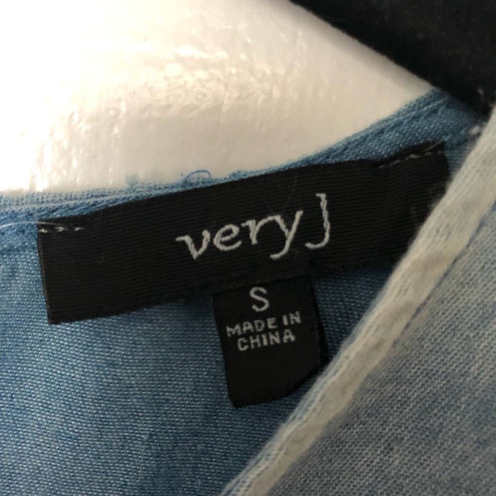 Denim Ruffle Hem Tank Top Zip Back - Picture 6 of 8